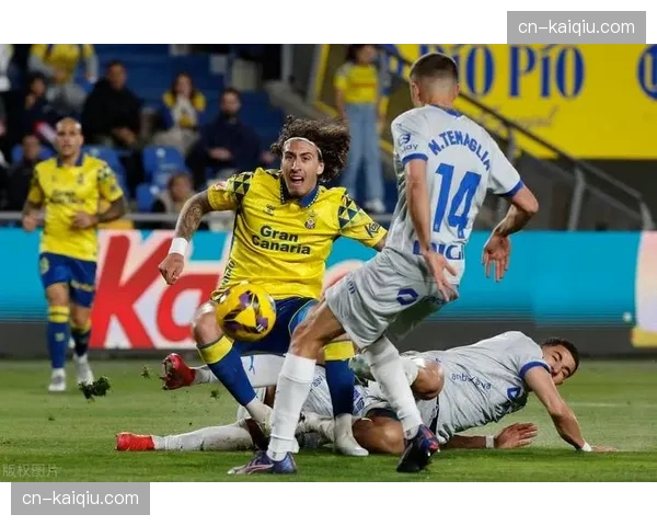 西甲战报：阿尔梅里亚0-2不敌皇家社会，成为本赛季首支降级队